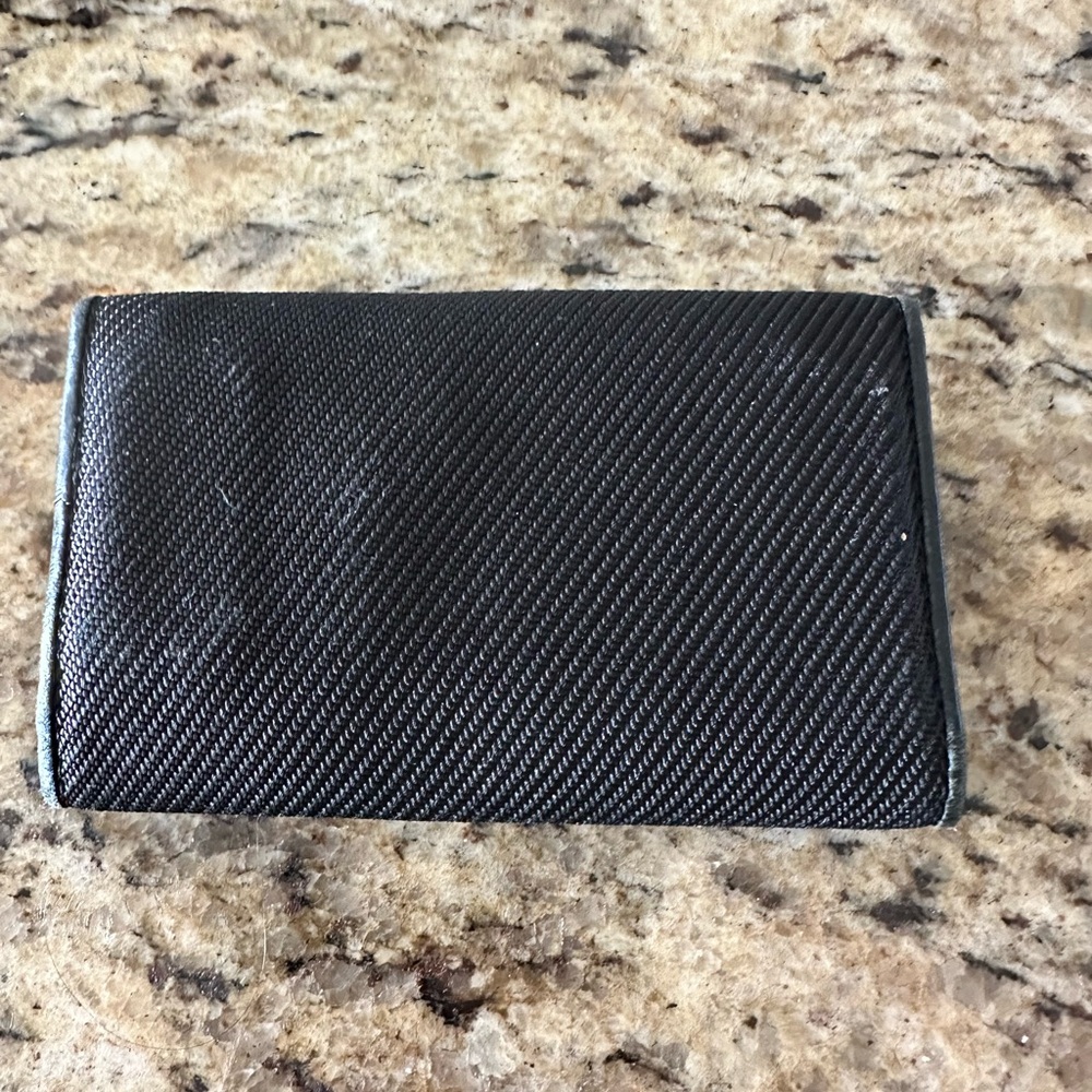 Burberry Black Key Card Holder with Textured Design - Picture 2 of 7